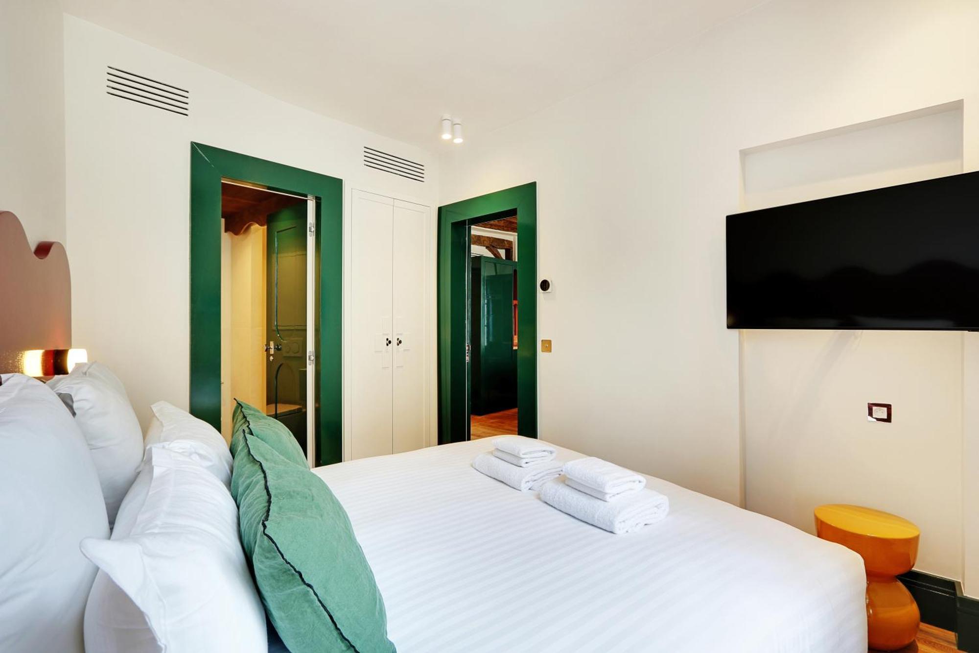 Paris Home Collection Serviced Apartments In Notre Dame - Rue Savoie Экстерьер фото