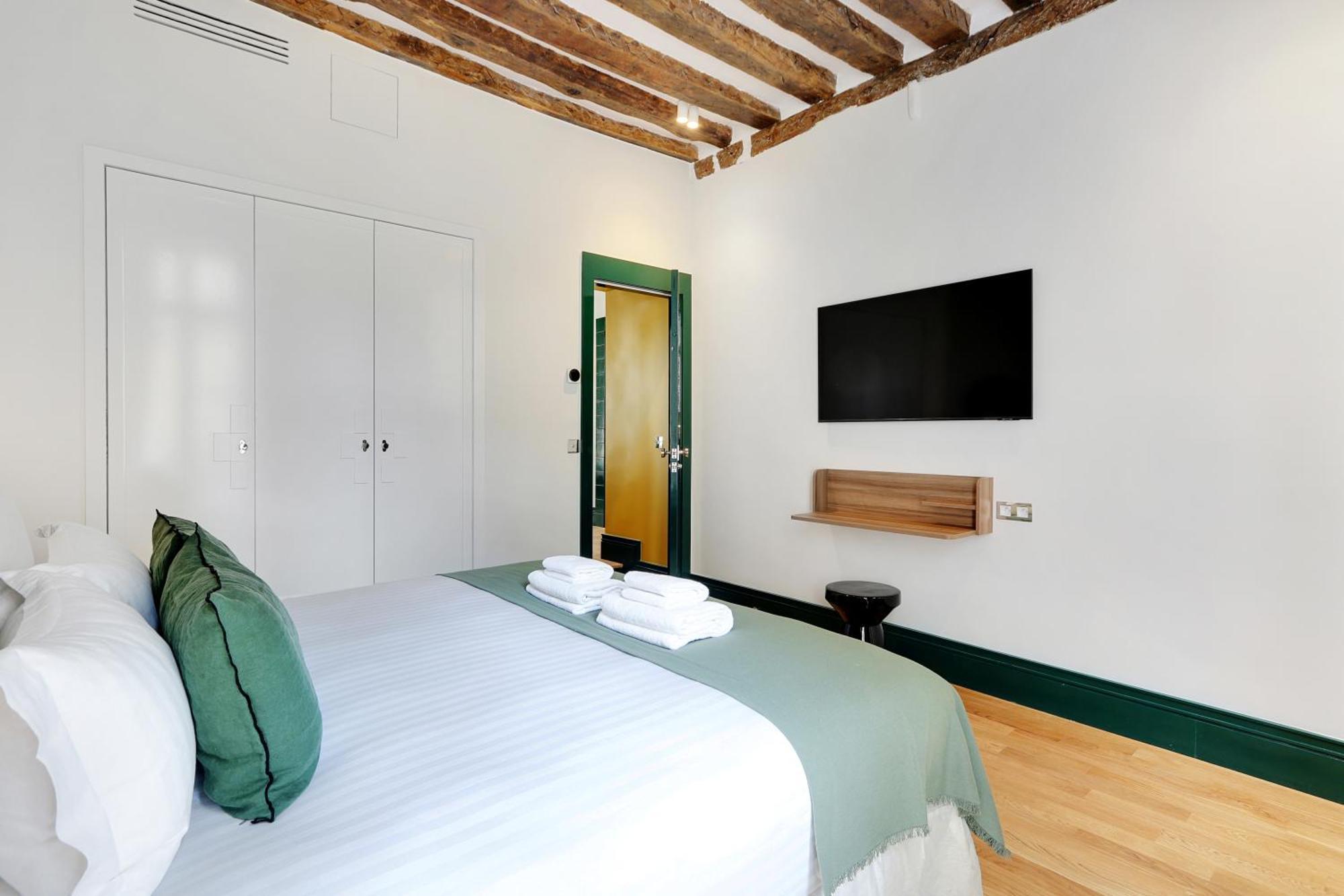Paris Home Collection Serviced Apartments In Notre Dame - Rue Savoie Экстерьер фото